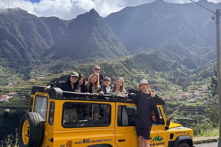 フンシャル4x4ポルトモニス、カボ・ヒロン、セイクサル滝、ポンチャ