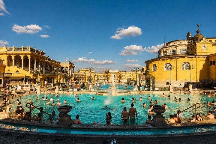 Budapest : Birra Spa con Birra Illimitata + Add-on Széchenyi