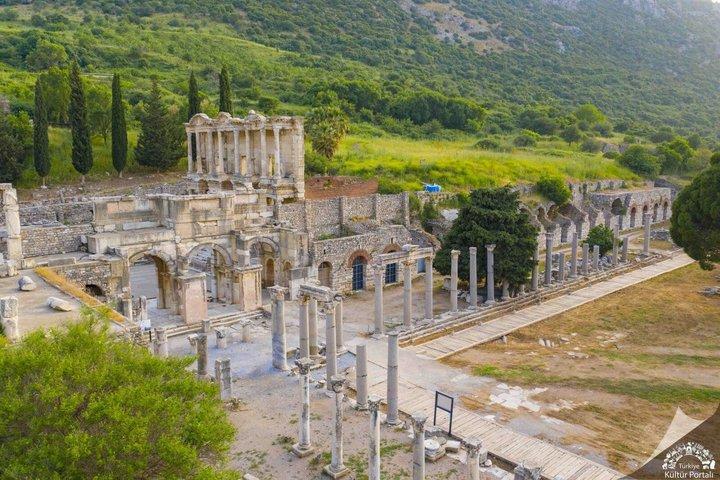 Tour privato di Efeso da Kusadasi | Virgin Mary House & Artemis