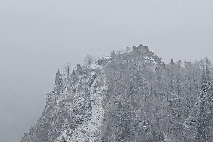 プライベート日帰り旅行でトランスファガラサンとポエナリを発見