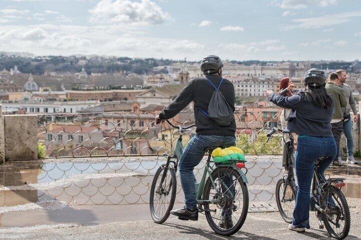 Rome City Center & Ancient Appian Way : 2 - Day E-Bike Grand Tour