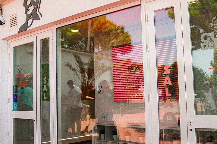 ネルハ洞窟、ネルハとフリヒリアナへの日帰り旅行