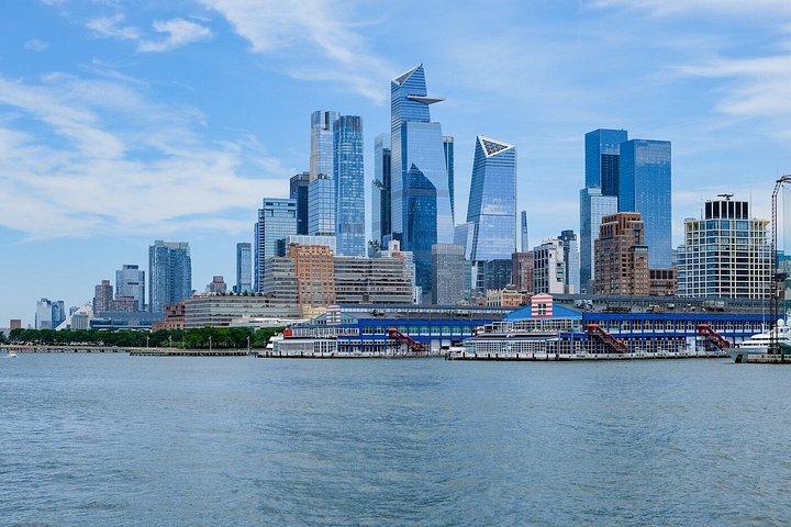 80-Minute NYC Must-See Essentials Cruise