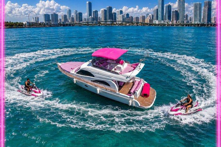 50ft Rose Yacht + 2 Jetski | Miami Yacht Rental | 13 ppl