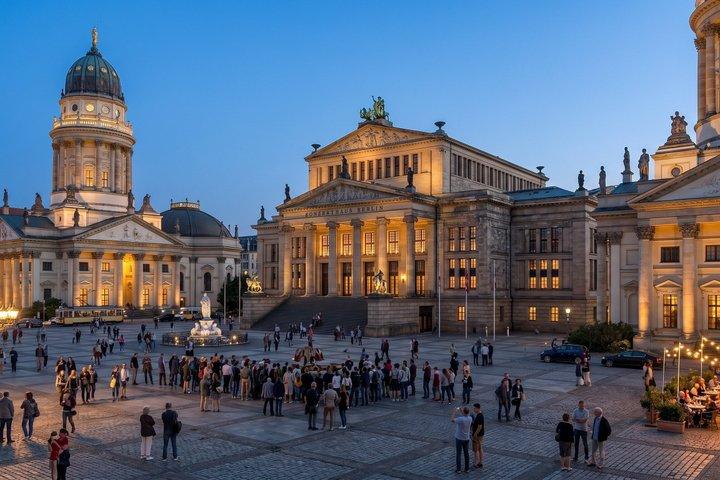Private Customizable Walking Tour Berlin Historic Landmarks