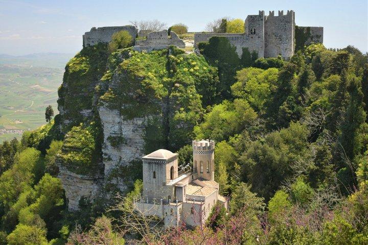 Från Palermo: Utflykt till Castellammare, Erice och Segesta