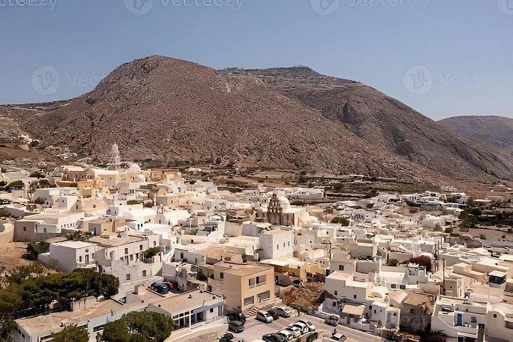 Flexible Private Santorini Tour - with Local Driver