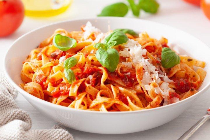 Fun Pasta Making Class With a Local Chef in Orlando