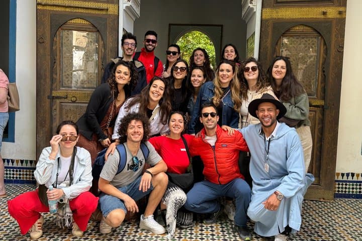 Marrakech: Bahia palace, Saadian Tombs, Souk & Medina Tour