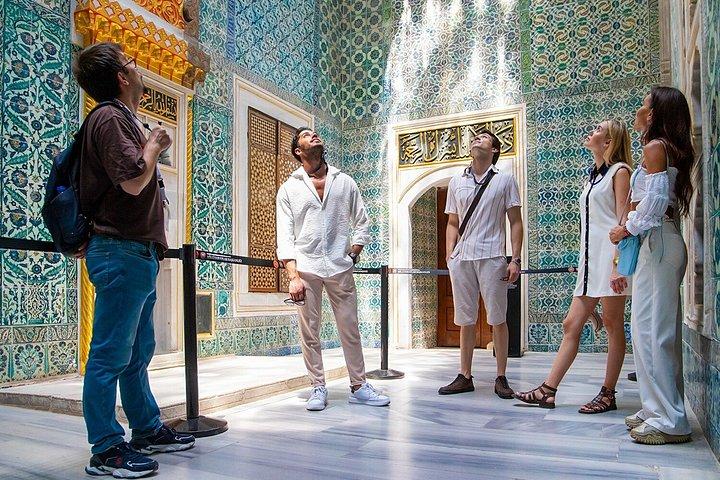Istanbul Topkapi Palace Skip-the-Line Tickets with Audio Guide