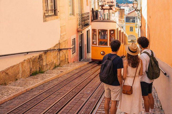 Lissabon Höjdpunkter och hemligheter Privat vandringstur med provningar