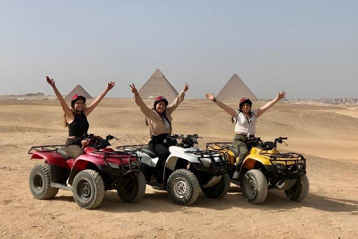 ATV Quad Bike Abenteuer an den Gizeh Pyramiden