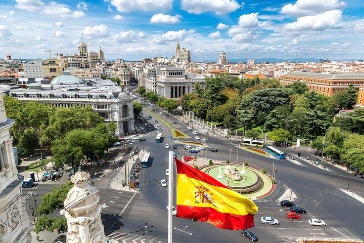 Privater Transfer zum Flughafen Madrid (MAD)