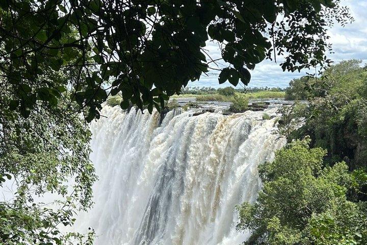 Victoria Falls Dual Border Heritage Tour Zimbabwe y Zambia