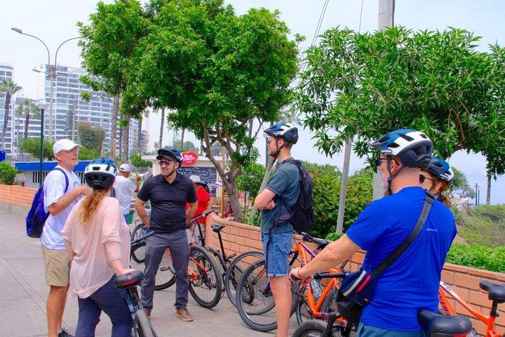 Lima Tour in bicicletta per piccoli gruppi : Miraflores & Barranco