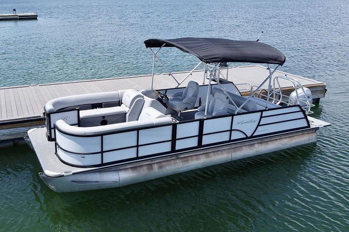 Lake Pleasant Pontoon Cruise with Captain