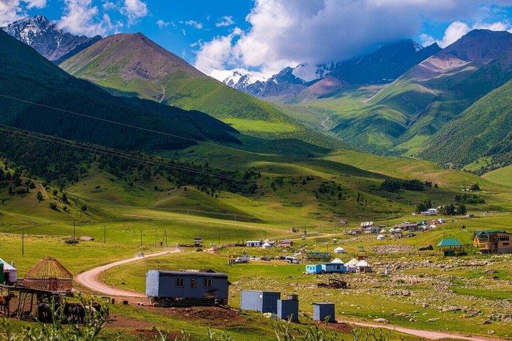 Tour di un giorno di Ala Archa e Chunkurchak con Skybridge e funivia