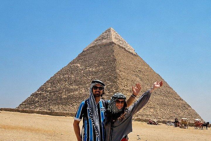 古代エジプトの旅：ギザ、サッカラ＆ダシュルプライベート体験