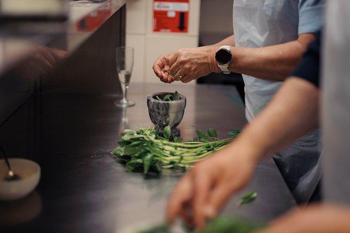 ローマ市内中心部でペストとパスタの料理教室