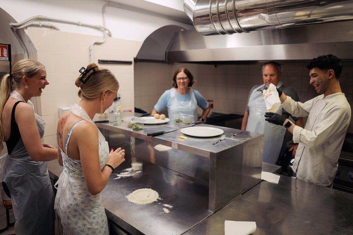 ローマ市内中心部でペストとパスタの料理教室