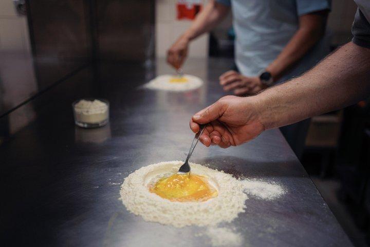 ローマ市内中心部でペストとパスタの料理教室