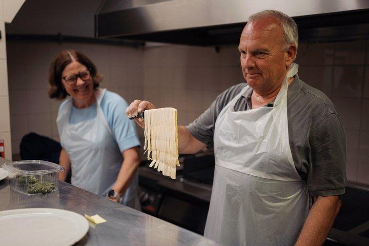 ローマ市内中心部でペストとパスタの料理教室