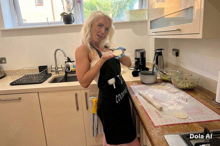 London 3 hours authentic Chinese dumplings private class for 2-6