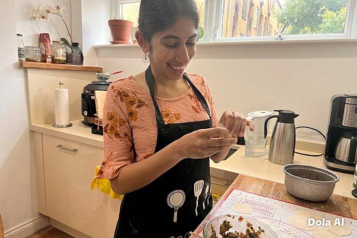 London 3 hours authentic Chinese dumplings private class for 2-6