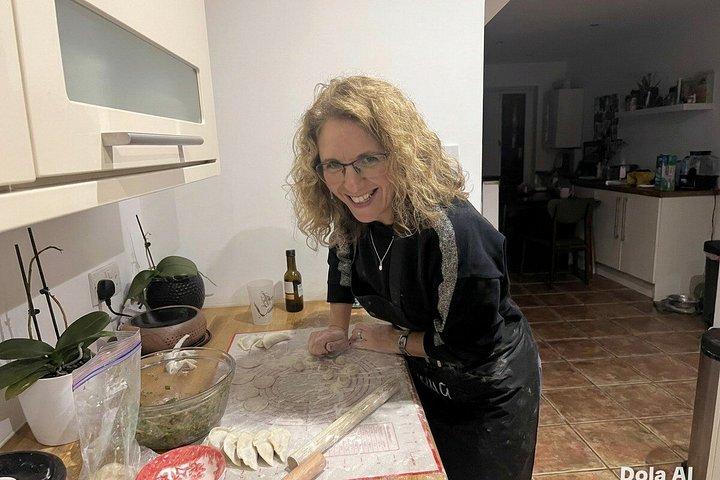 London 3 hours authentic Chinese dumplings private class for 2-6
