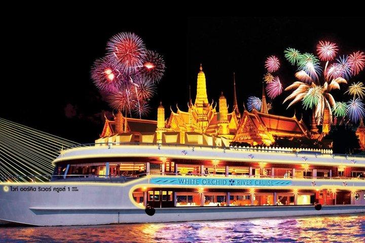 Bangkok Sightseeing Chao Phraya Dinner Cruise Free Beer