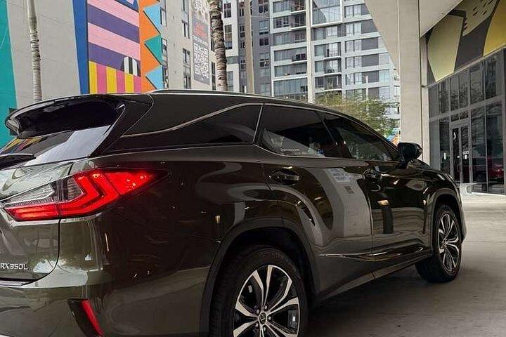 Disney and Universal Private Luxury Transfer