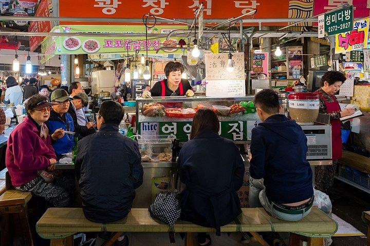 Customizable Private Guided Seoul Tour (Optional Incheon Layover)