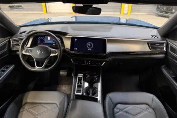 Las Vegas Airport Transfer With Local Host