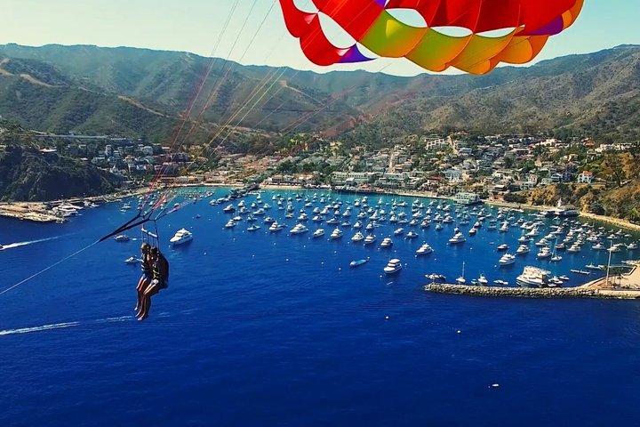 カタリナ島パラセーリングアドベンチャー