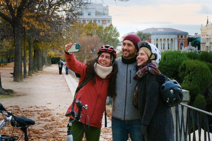 Visite de la ville à vélo avec un guide local