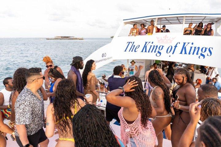 Punta Cana Hip Hop Party Boat, Open Bar, Dj & Nat. P (endast vuxna)