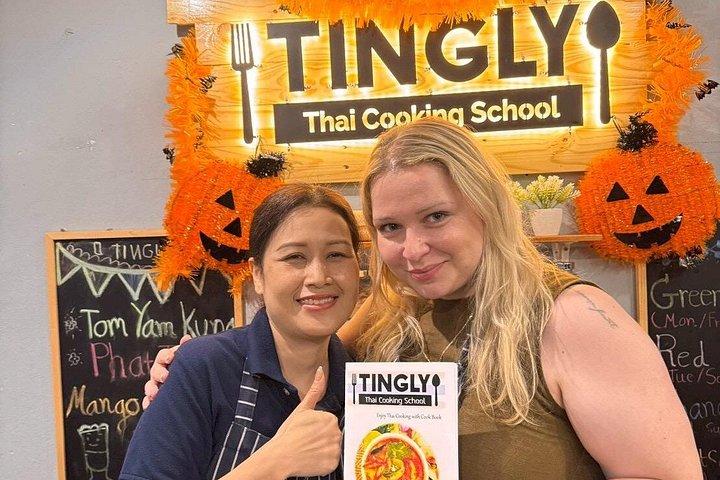 バンコクのティンリータイ料理学校でのタイ料理教室