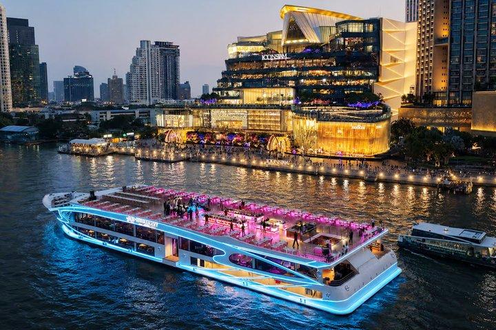Bangkok Super Galaxy Luxury Dinner Cruise no Rio Chao Phraya