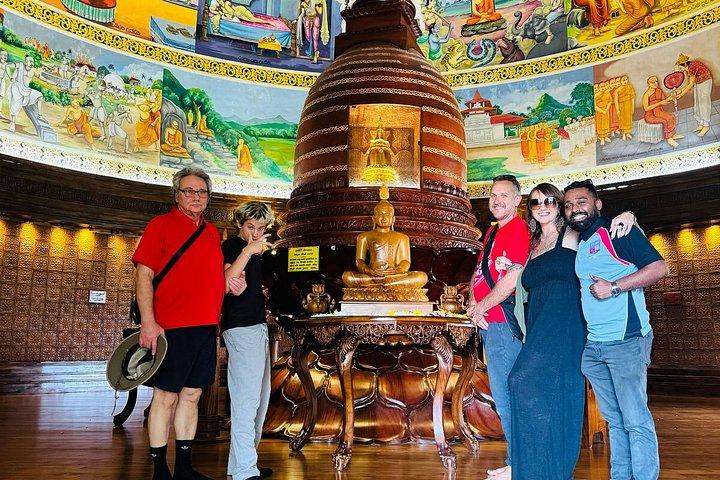 Privéautotour naar de tempel van Kandy