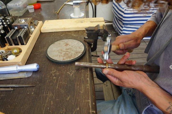 プライベートジュエリーワークショップ、エッサウイラのホームスタジオ
