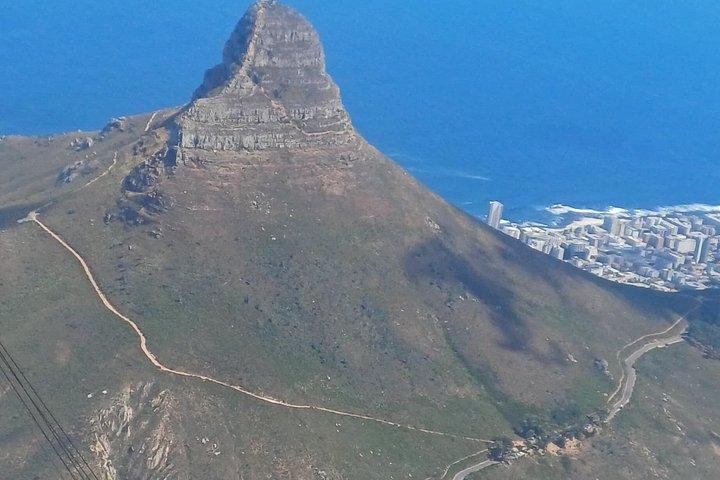 Full Day Private Tour to Robben Island & Table Mountain Cableway