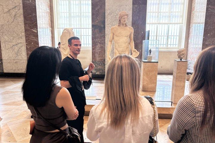 Parigi : tour privato semi privato del Museo del Louvre