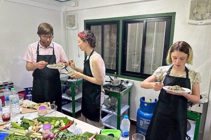 Thai Cooking Experience Class in a 100 Year Old Home