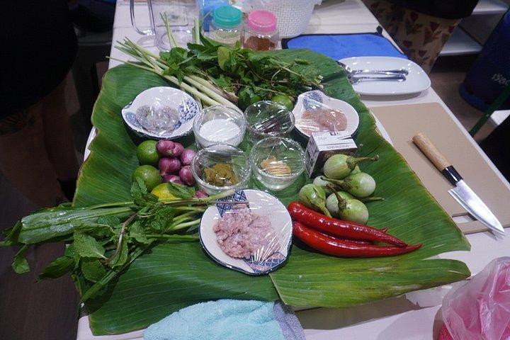 Thai Cooking Experience Class in a 100 Year Old Home