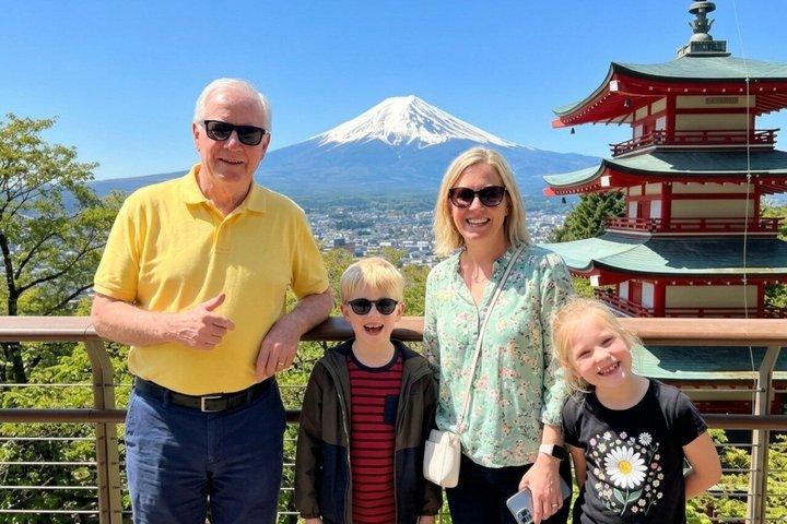 東京から : 富士山 6つの見どころ : 河口湖、忍野八海