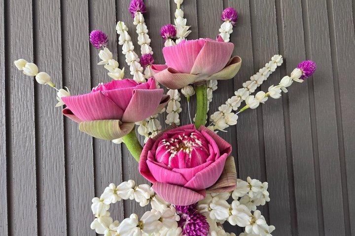 Thailändsk blomsterkonst i Phuket