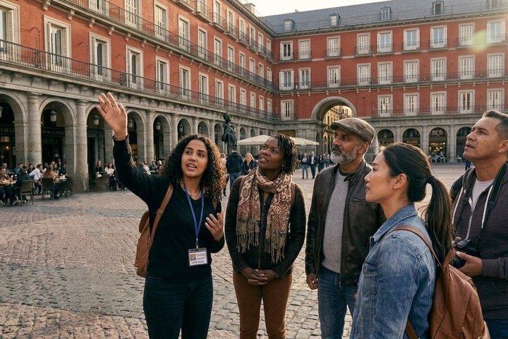 Tour Real a pie por Madrid : Palacios & Plazas Históricas