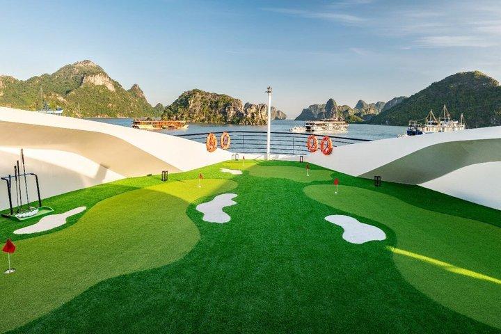 2 - Day Halong & Lan Ha Bay Escape on Luxury Diana Cruise, Balkon
