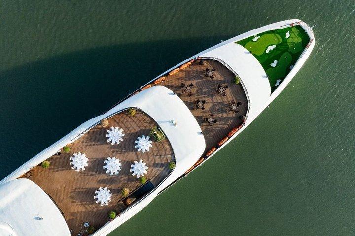 2 - Day Halong & Lan Ha Bay Escape on Luxury Diana Cruise, Balkon