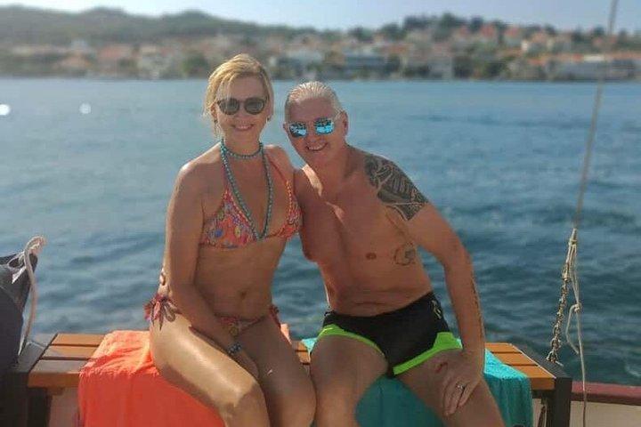 Zadar Authentische Holzbootfahrt mit Dalmatiner Platter